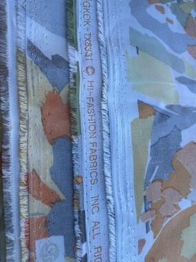 NOS Vintage Midcentury Floral App 60” x 186” Hi Fashion Fabrics Bangkok Satiny